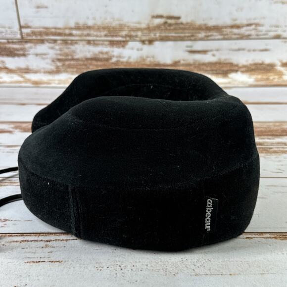 Cabeau Memory Foam Travel Pillow – Black Velour – Neck Support – Tested - Picture 2 of 4